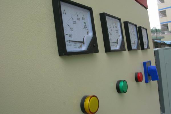 阜宁配电柜-3683讲讲配电柜注意事项